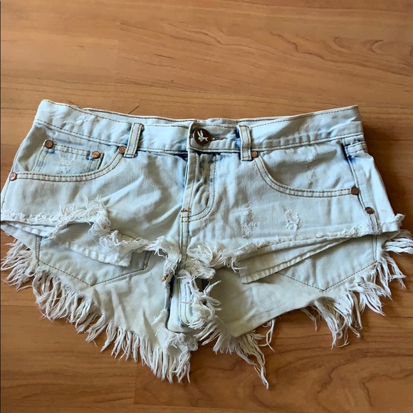 One Teaspoon Pants - One Teaspoon Ripped Shorts